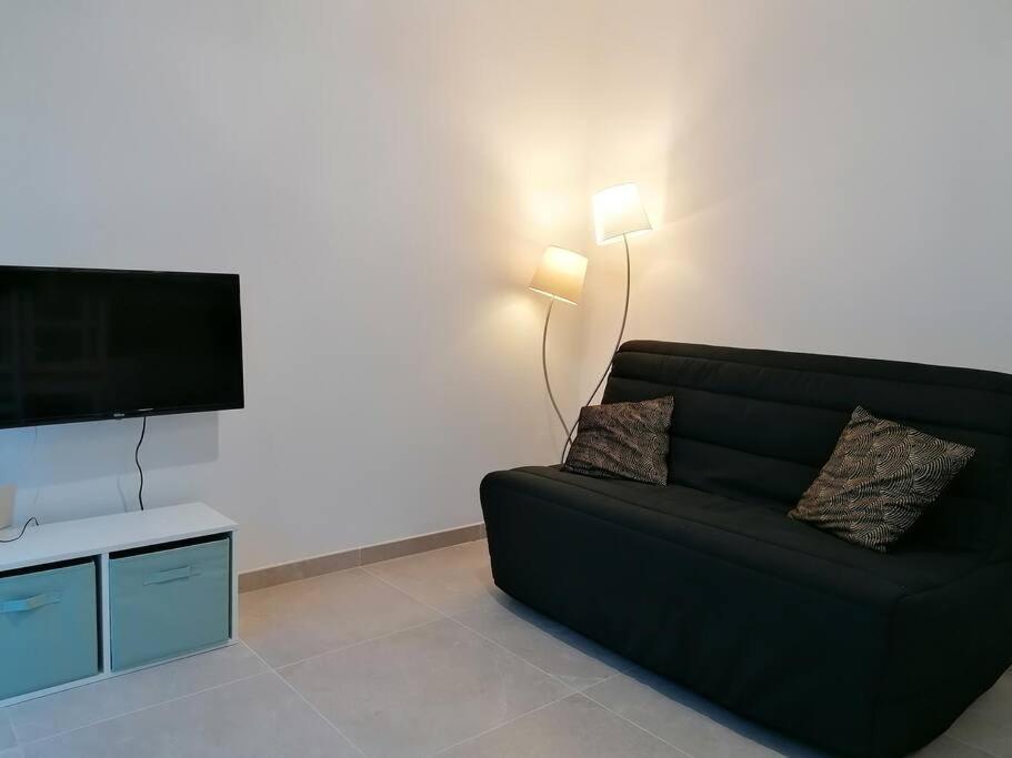 Grand Studio Classe 3 Etoiles Tavera Exteriér fotografie